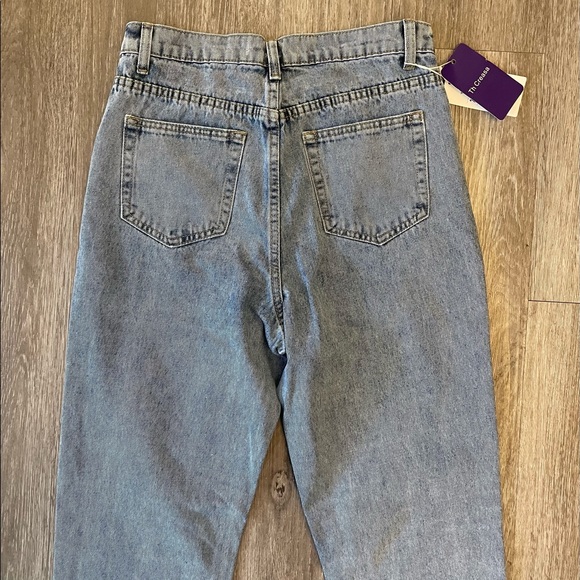 Th Creasa Blue Denim High Waisted Distressed Straight Leg Mom Jeans - Picture 5 of 9